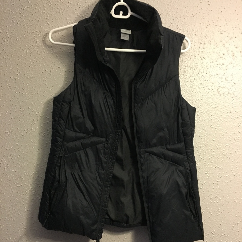 Champion black puffer vest